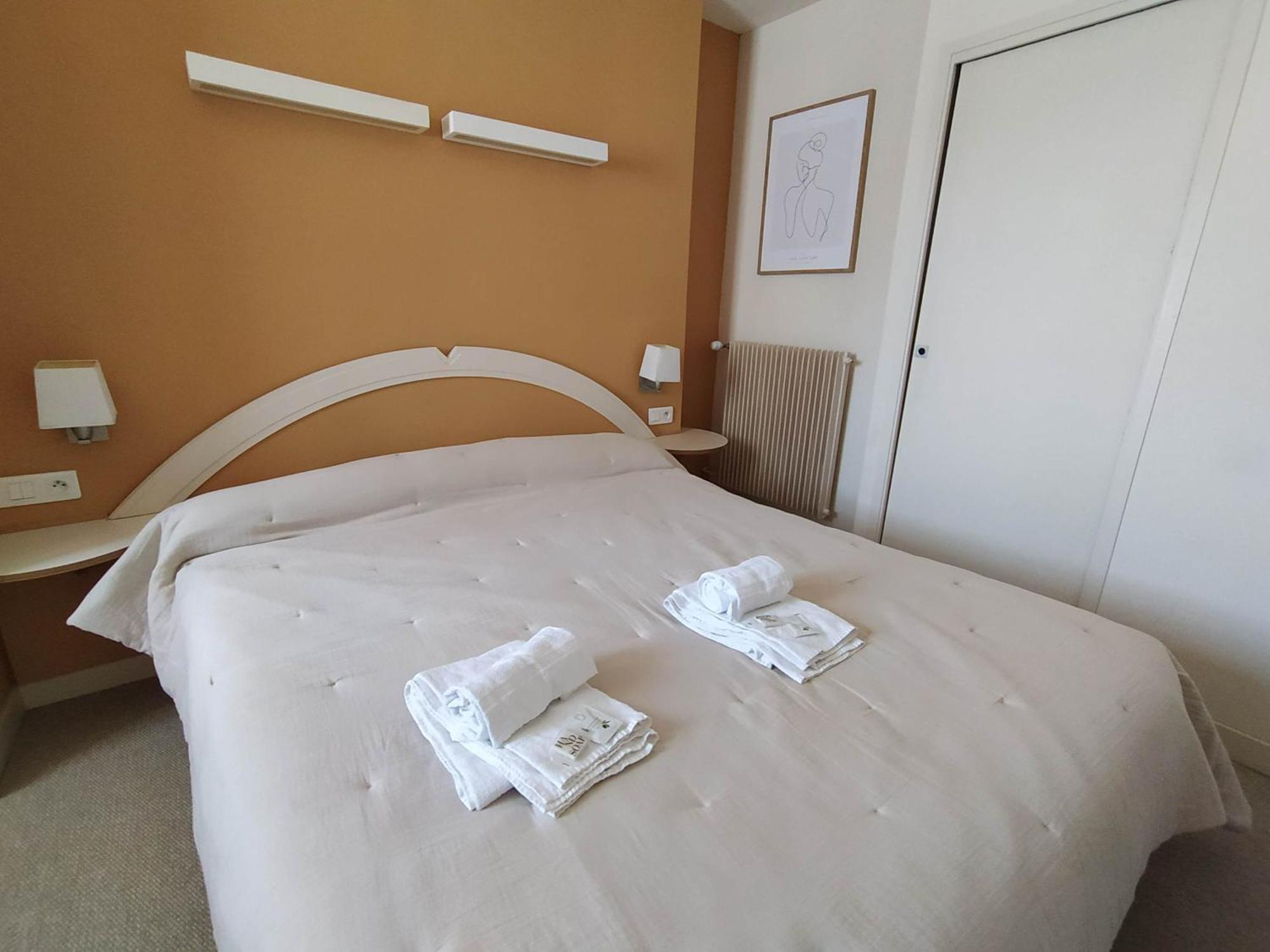 אורסיבל Hotel Restaurant Notre Dame מראה חיצוני תמונה